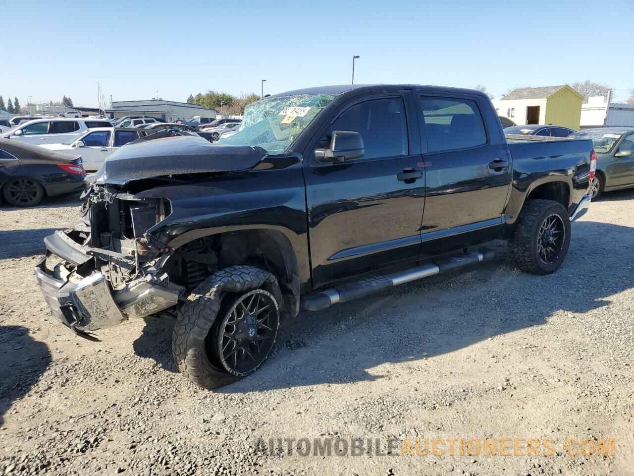 5TFDW5F15JX688597 TOYOTA TUNDRA 2018