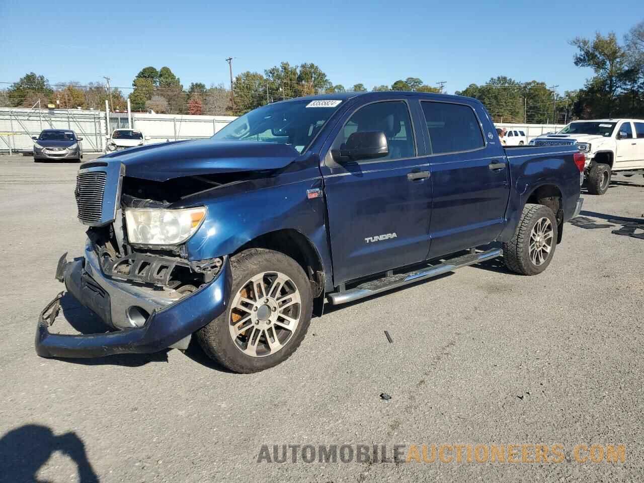 5TFDW5F17DX318885 TOYOTA TUNDRA 2013