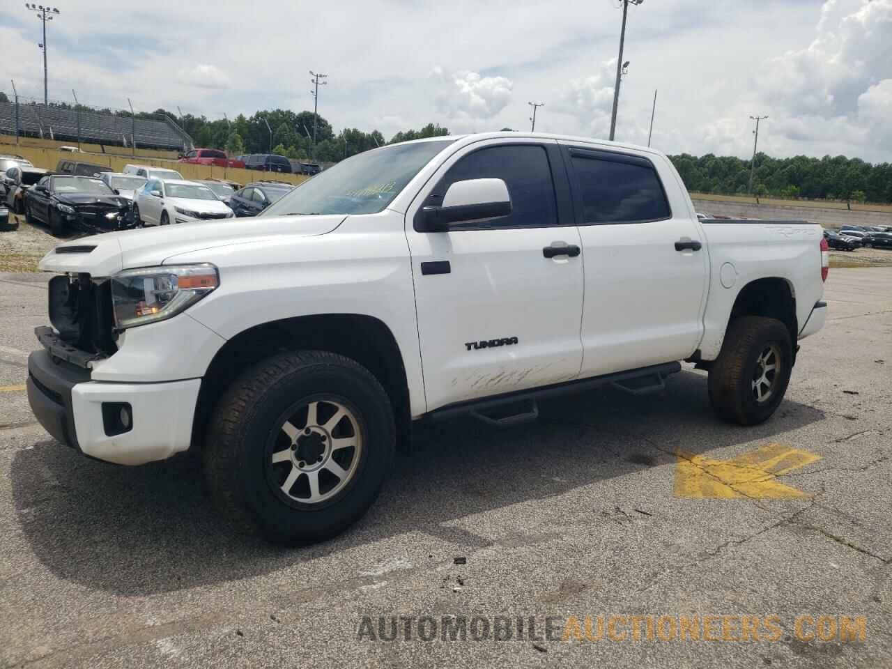 5TFDW5F17FX453738 TOYOTA TUNDRA 2015