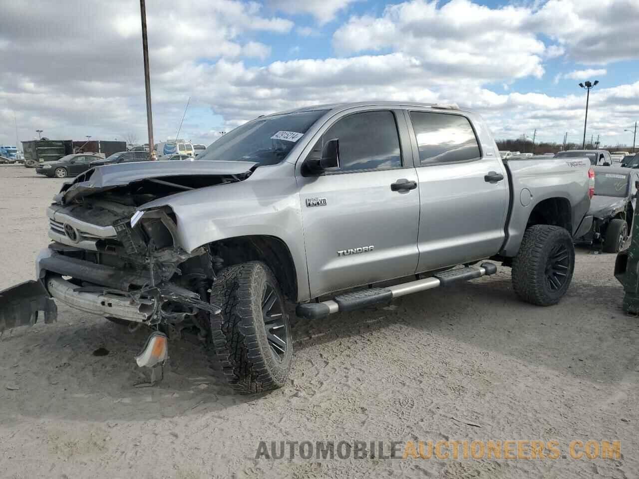 5TFDW5F17HX612230 TOYOTA TUNDRA 2017