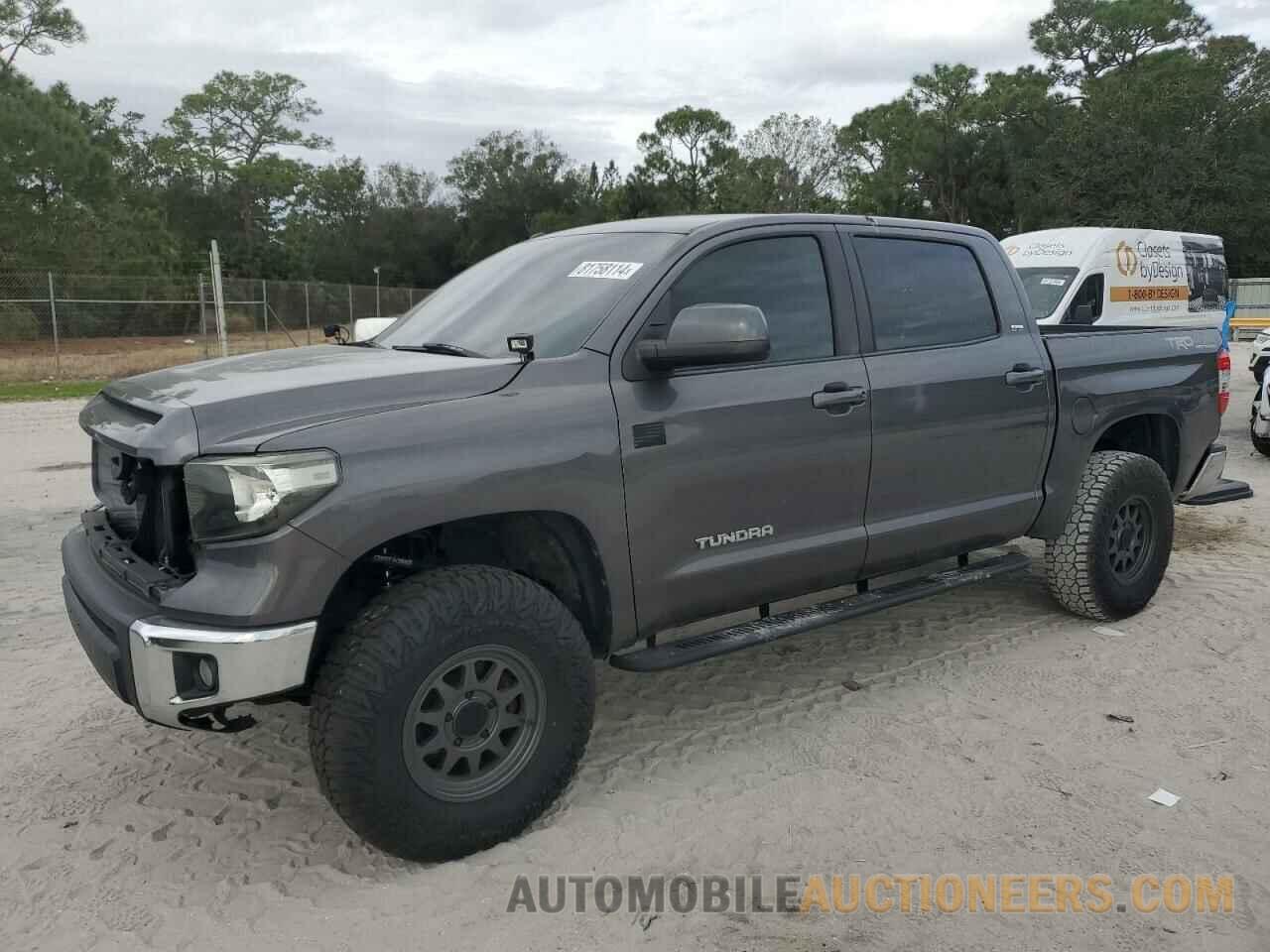 5TFDW5F17HX677725 TOYOTA TUNDRA 2017