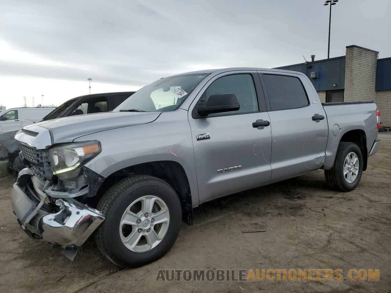 5TFDW5F17JX775126 TOYOTA TUNDRA 2018