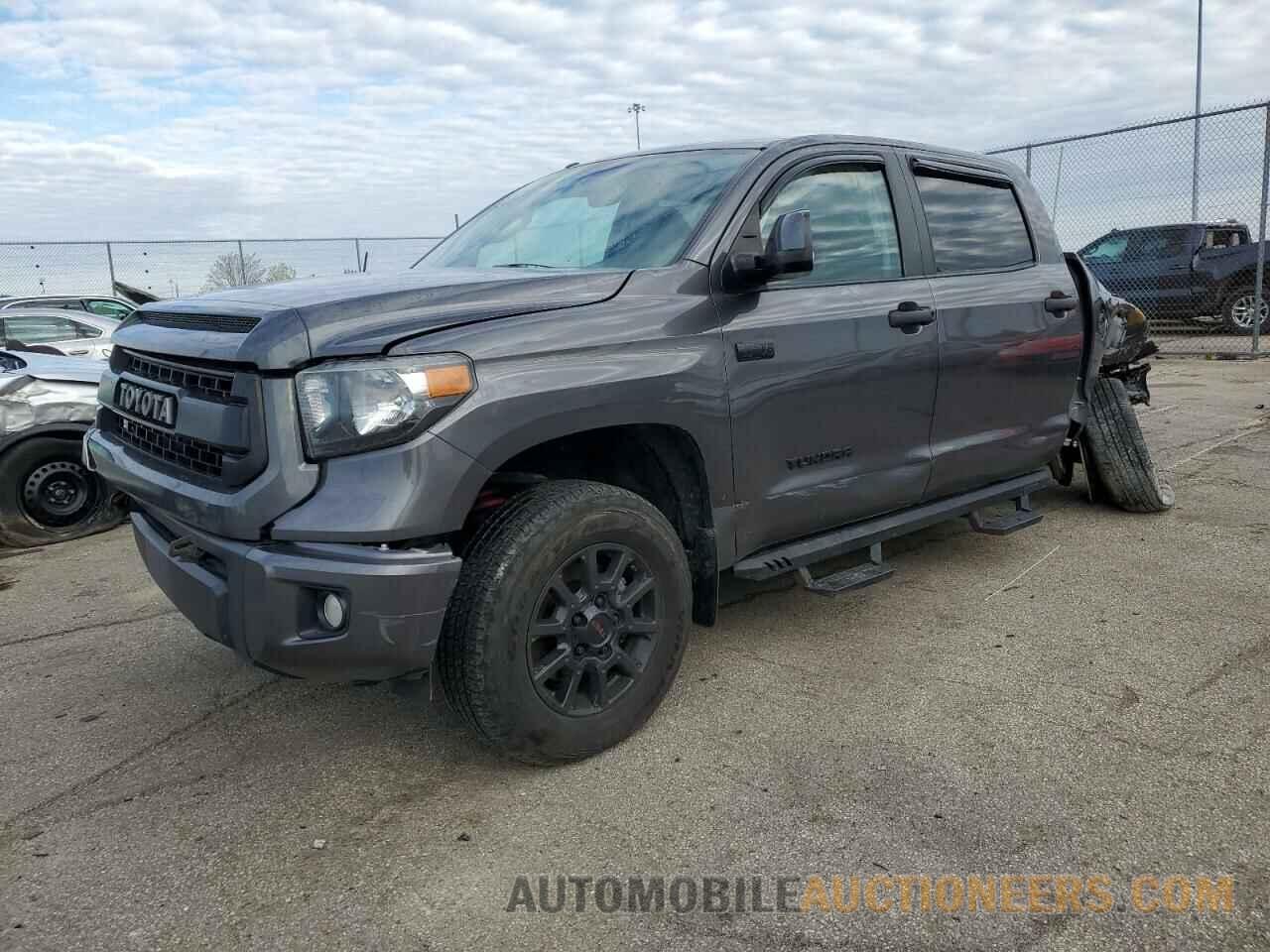 5TFDW5F18GX539111 TOYOTA TUNDRA 2016