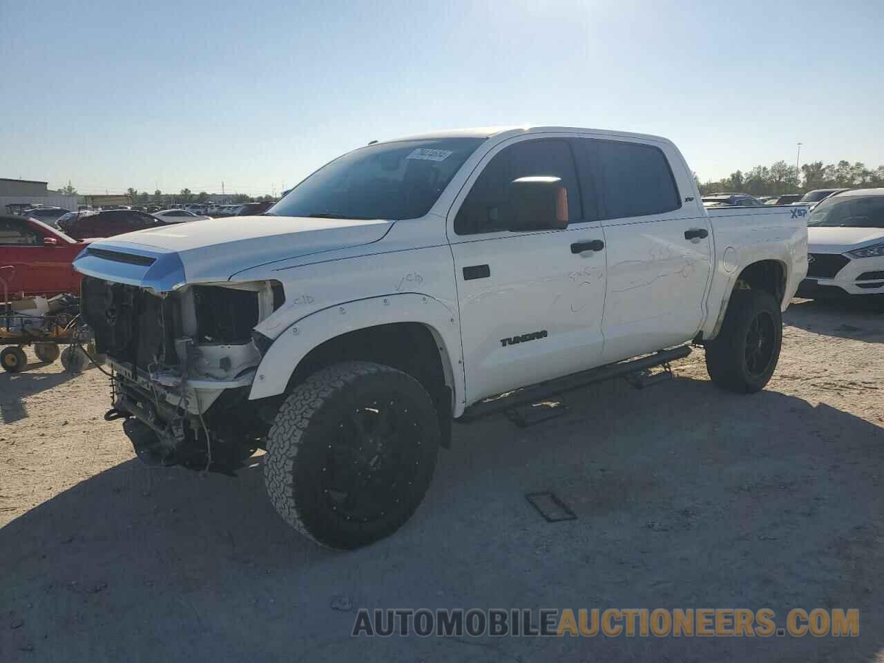 5TFDW5F18HX666197 TOYOTA TUNDRA 2017