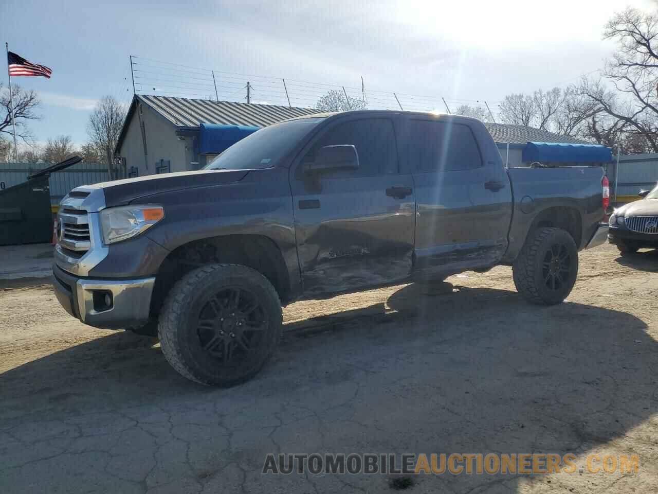 5TFDW5F18HX674087 TOYOTA TUNDRA 2017