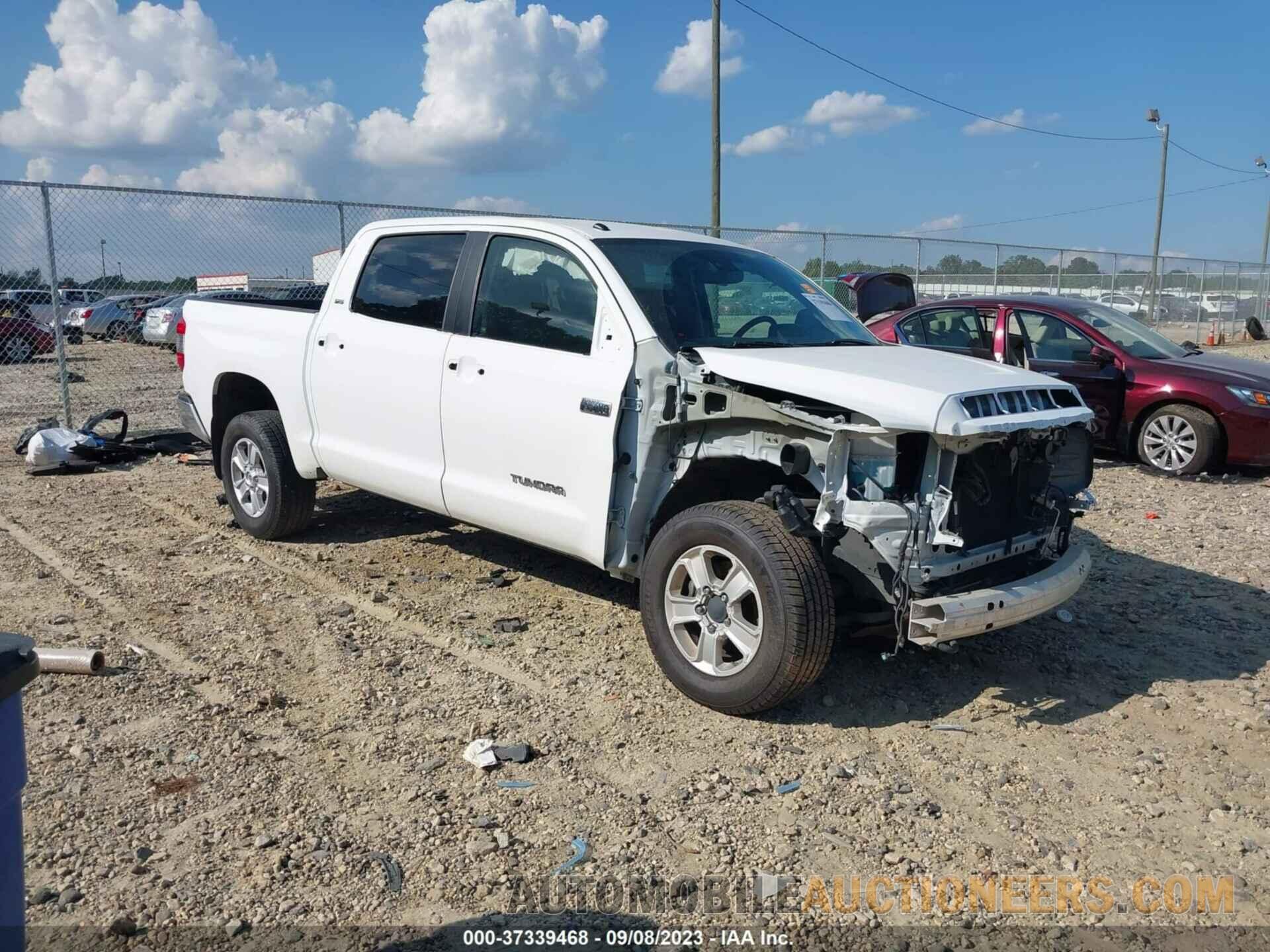 5TFDW5F18JX679215 TOYOTA TUNDRA 4WD 2018