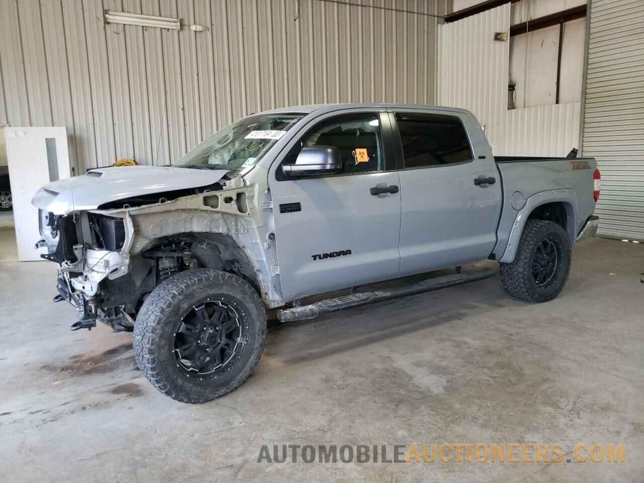 5TFDW5F18JX750381 TOYOTA TUNDRA 2018