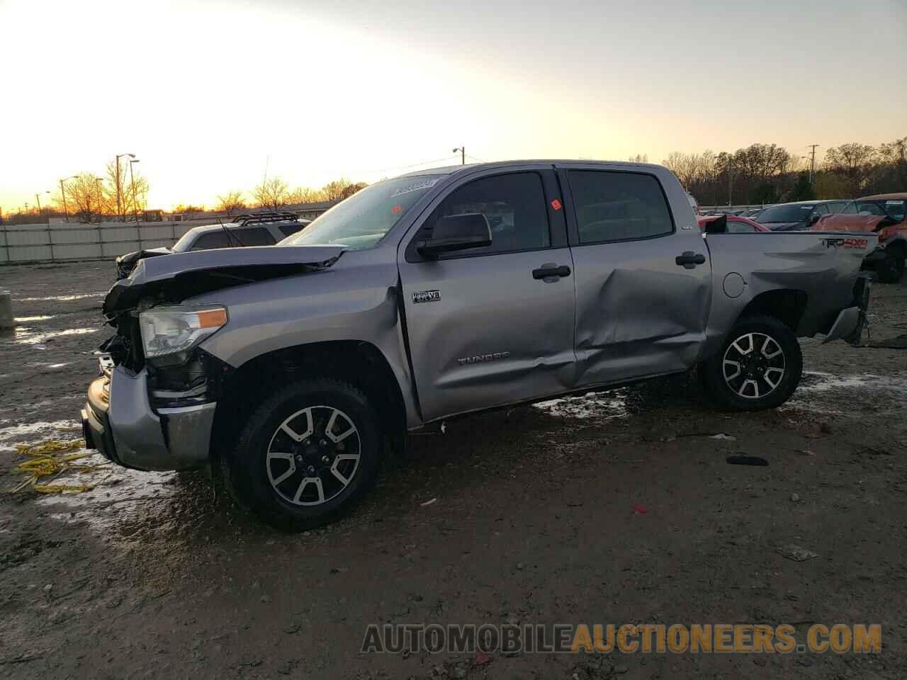 5TFDW5F19HX605733 TOYOTA TUNDRA 2017