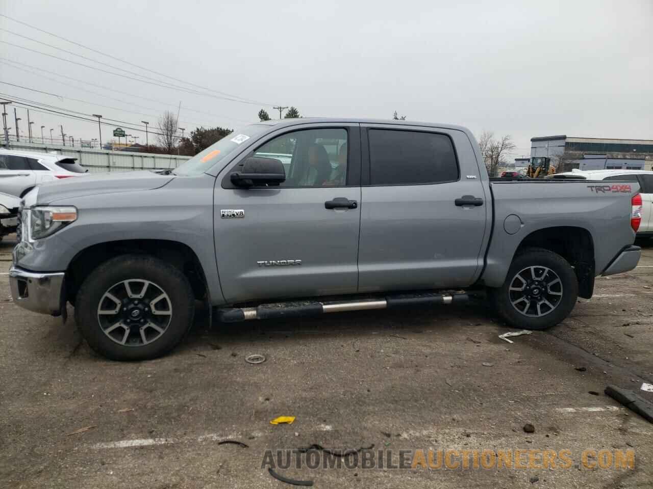 5TFDW5F19JX709922 TOYOTA TUNDRA 2018