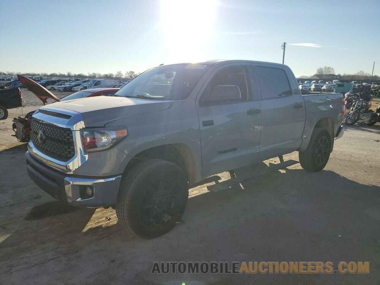 5TFDW5F19KX858798 TOYOTA TUNDRA 2019