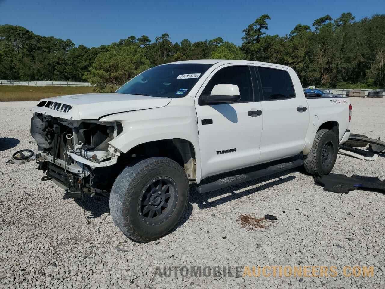 5TFDW5F1XGX528692 TOYOTA TUNDRA 2016