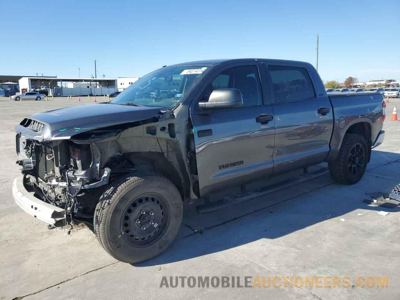 5TFDW5F1XJX699577 TOYOTA TUNDRA 2018