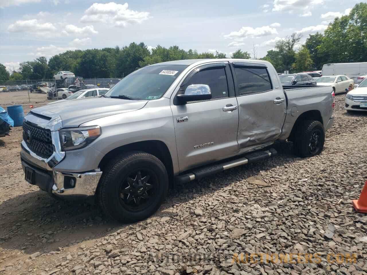 5TFDY5F10JX700827 TOYOTA TUNDRA 2018