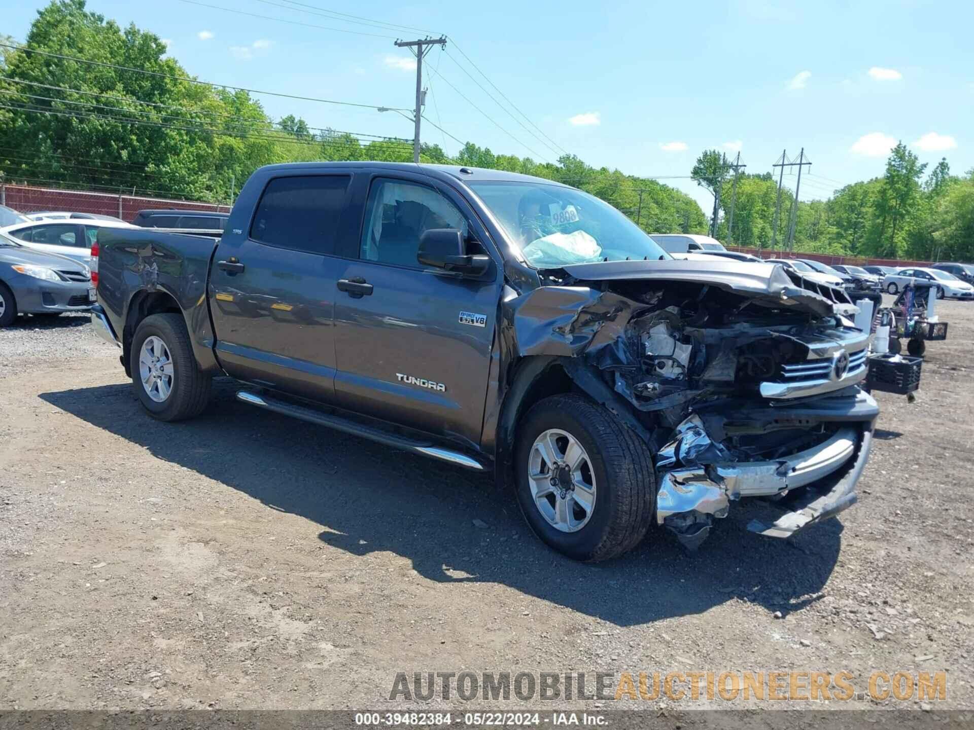 5TFDY5F11HX601864 TOYOTA TUNDRA 2017