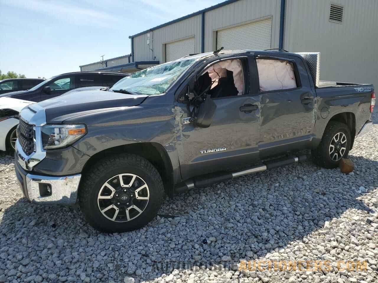 5TFDY5F11JX711688 TOYOTA TUNDRA 2018