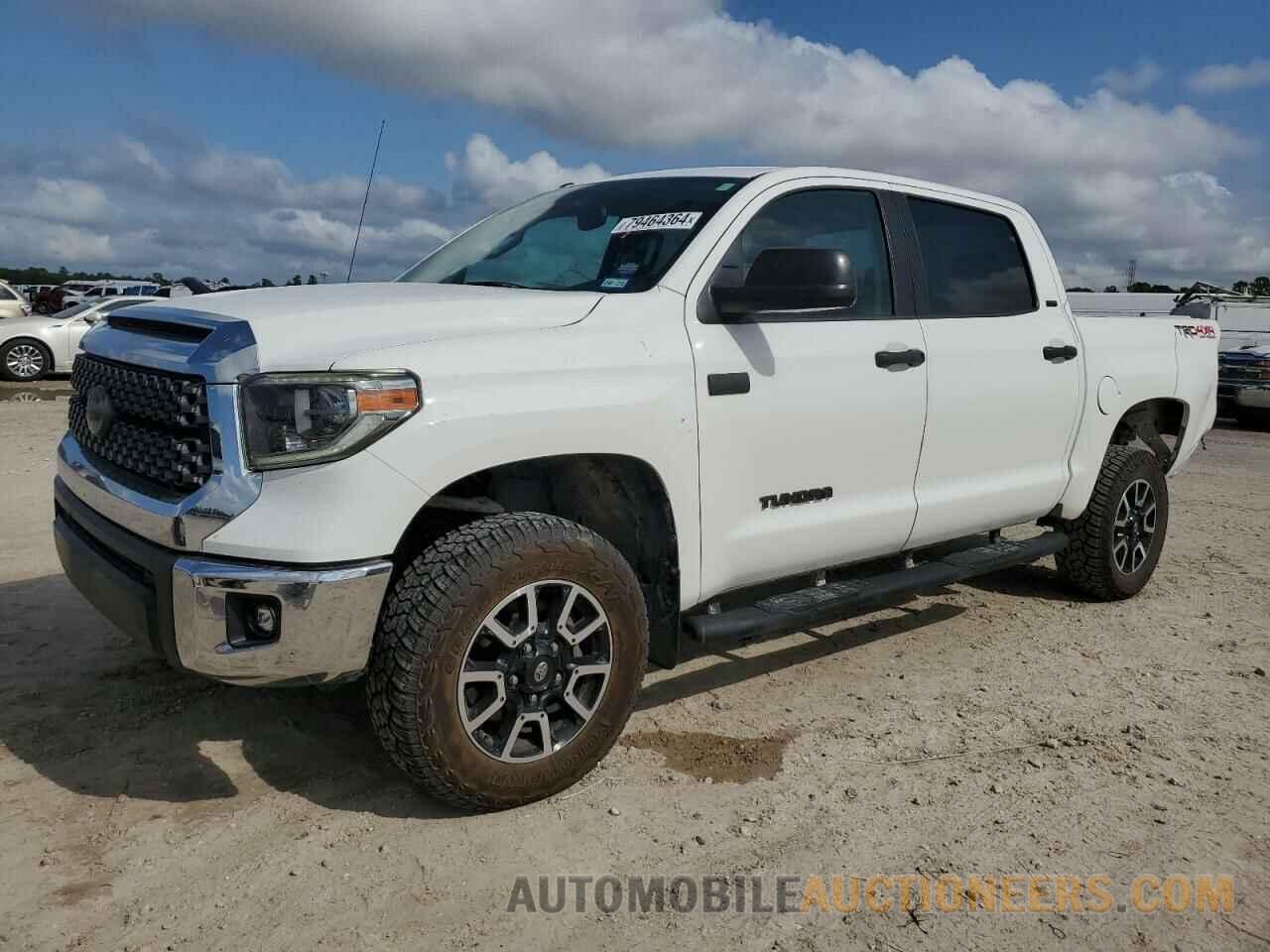 5TFDY5F11JX726868 TOYOTA TUNDRA 2018