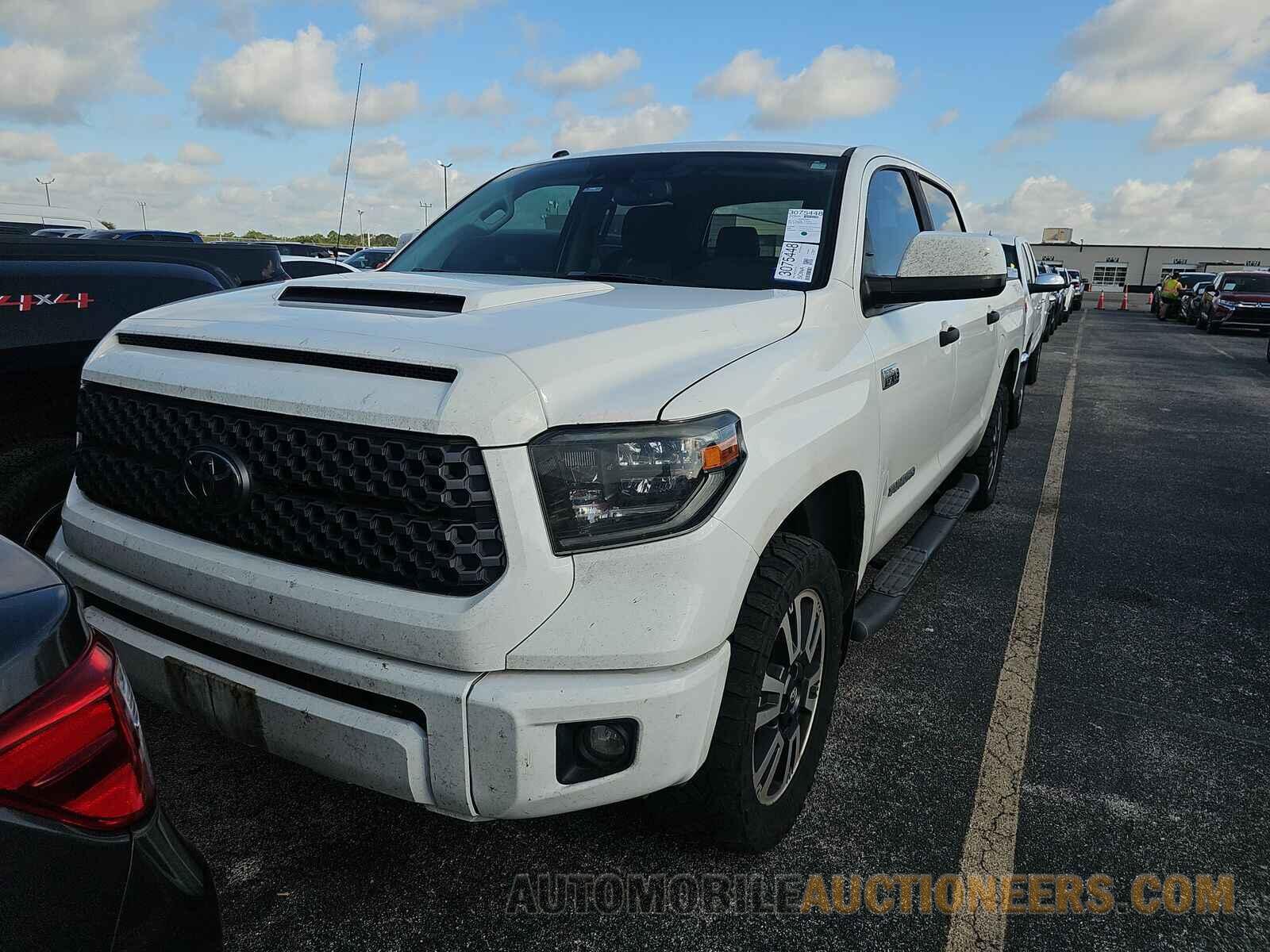 5TFDY5F11KX791074 Toyota Tundra 2019