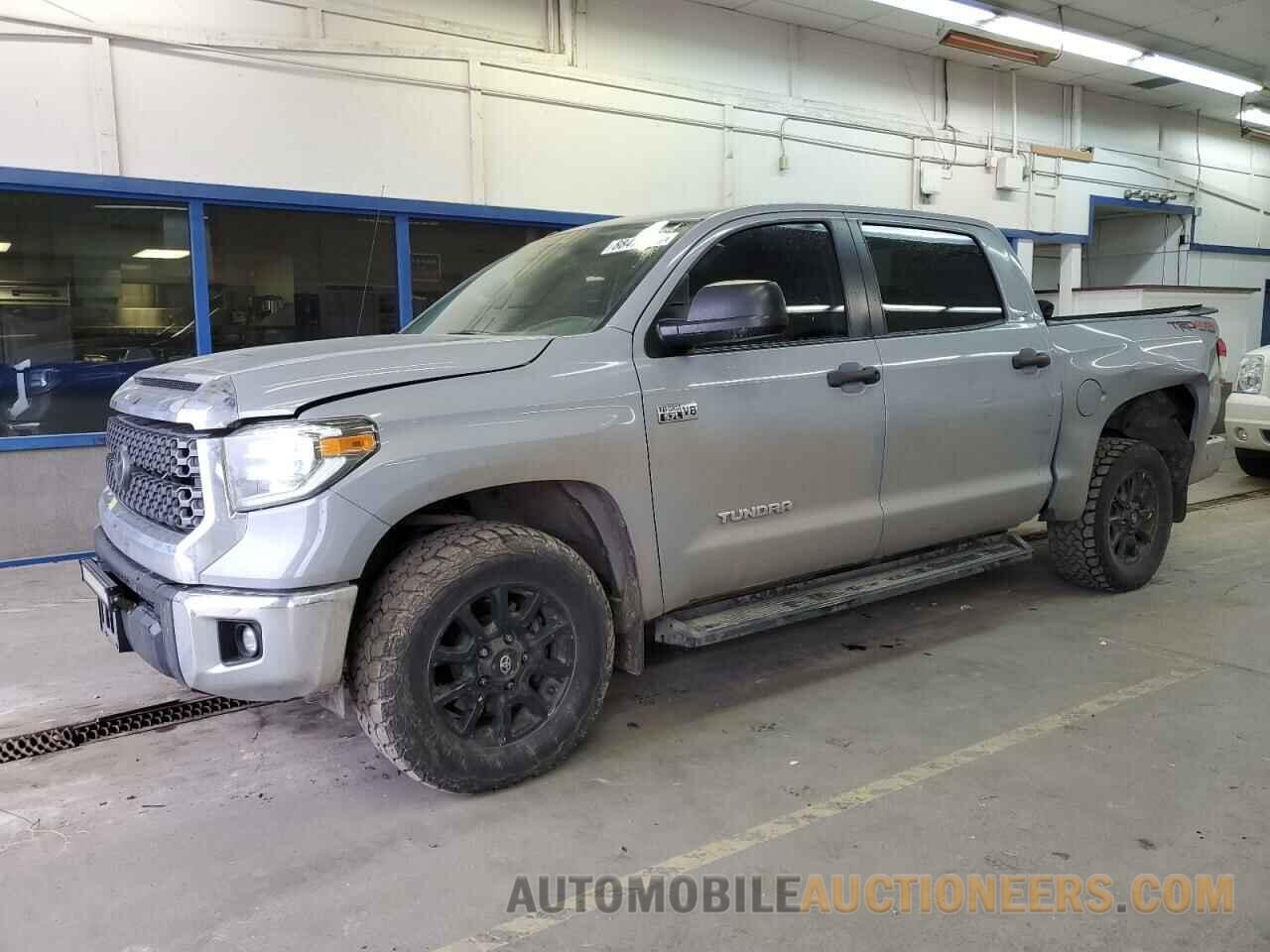 5TFDY5F12JX687174 TOYOTA TUNDRA 2018