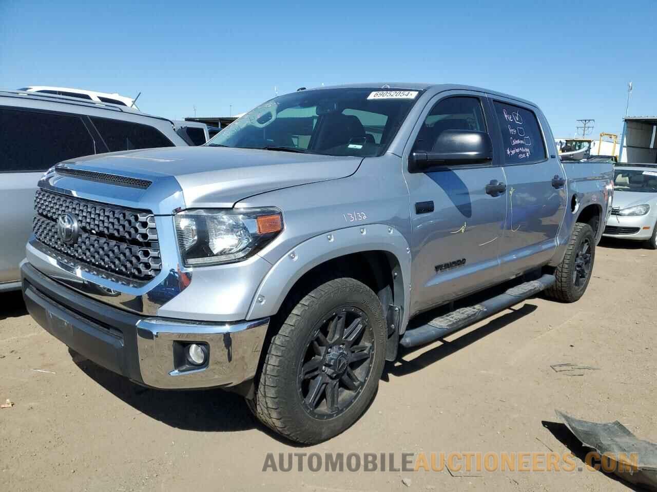 5TFDY5F12JX698529 TOYOTA TUNDRA 2018