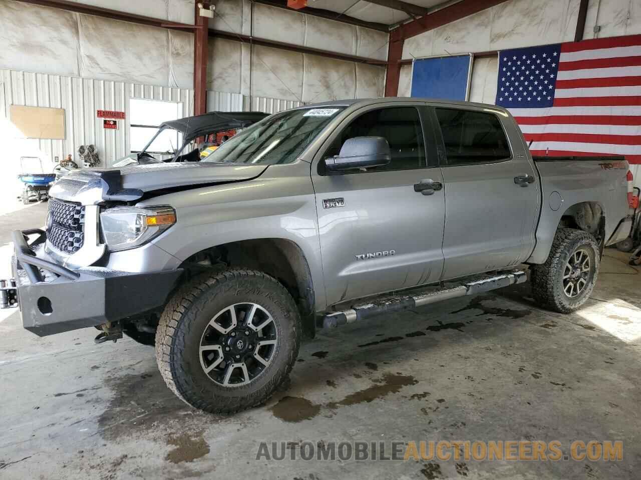 5TFDY5F13JX683392 TOYOTA TUNDRA 2018