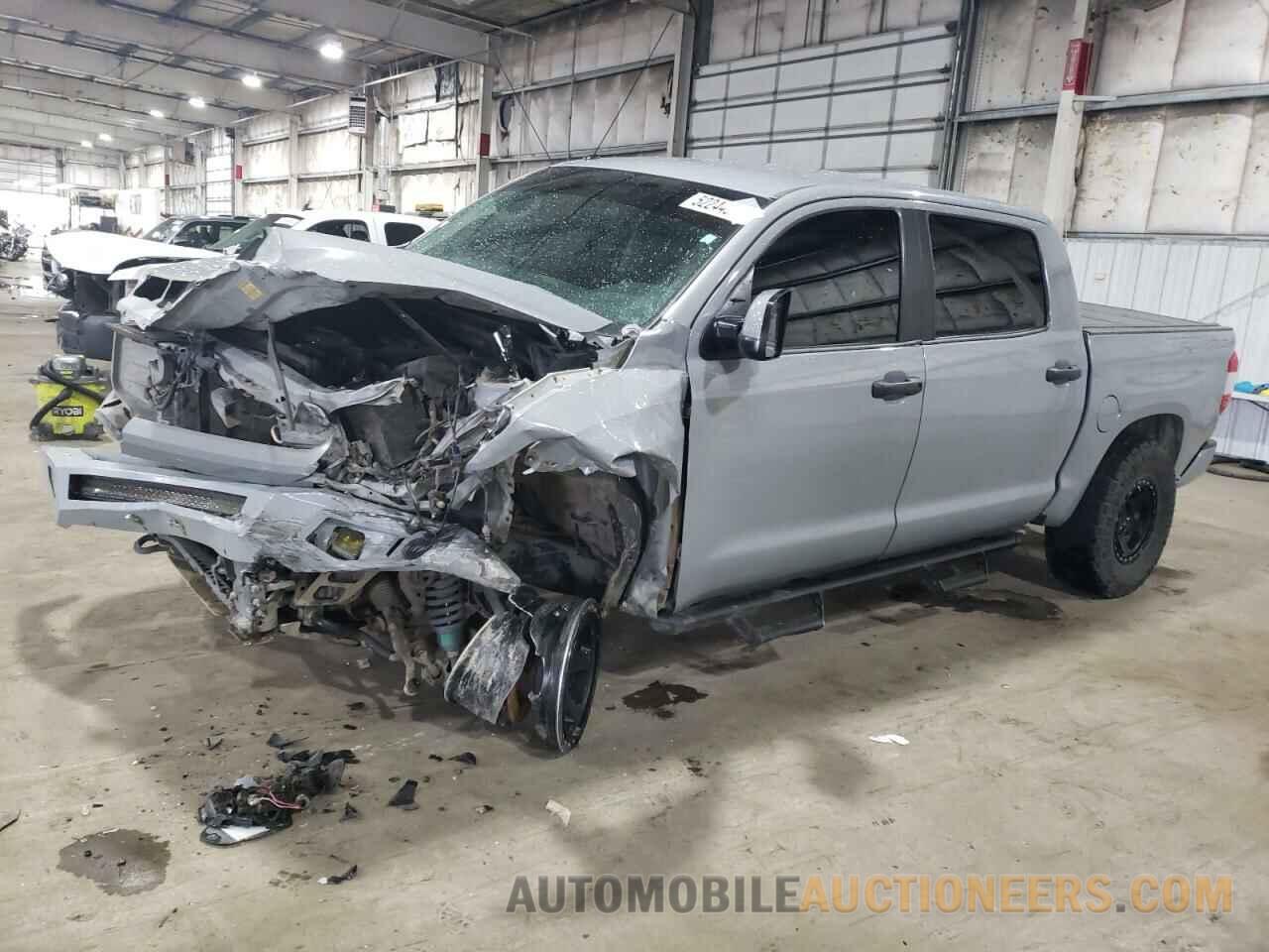 5TFDY5F15HX643891 TOYOTA TUNDRA 2017