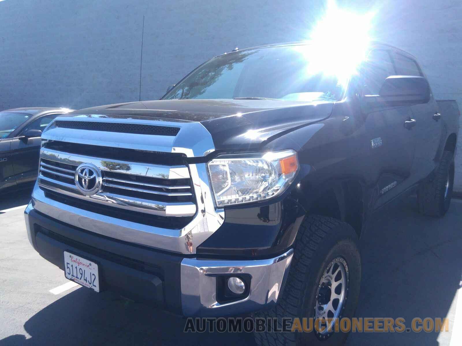 5TFDY5F15HX672274 Toyota Tundra 4WD 2017