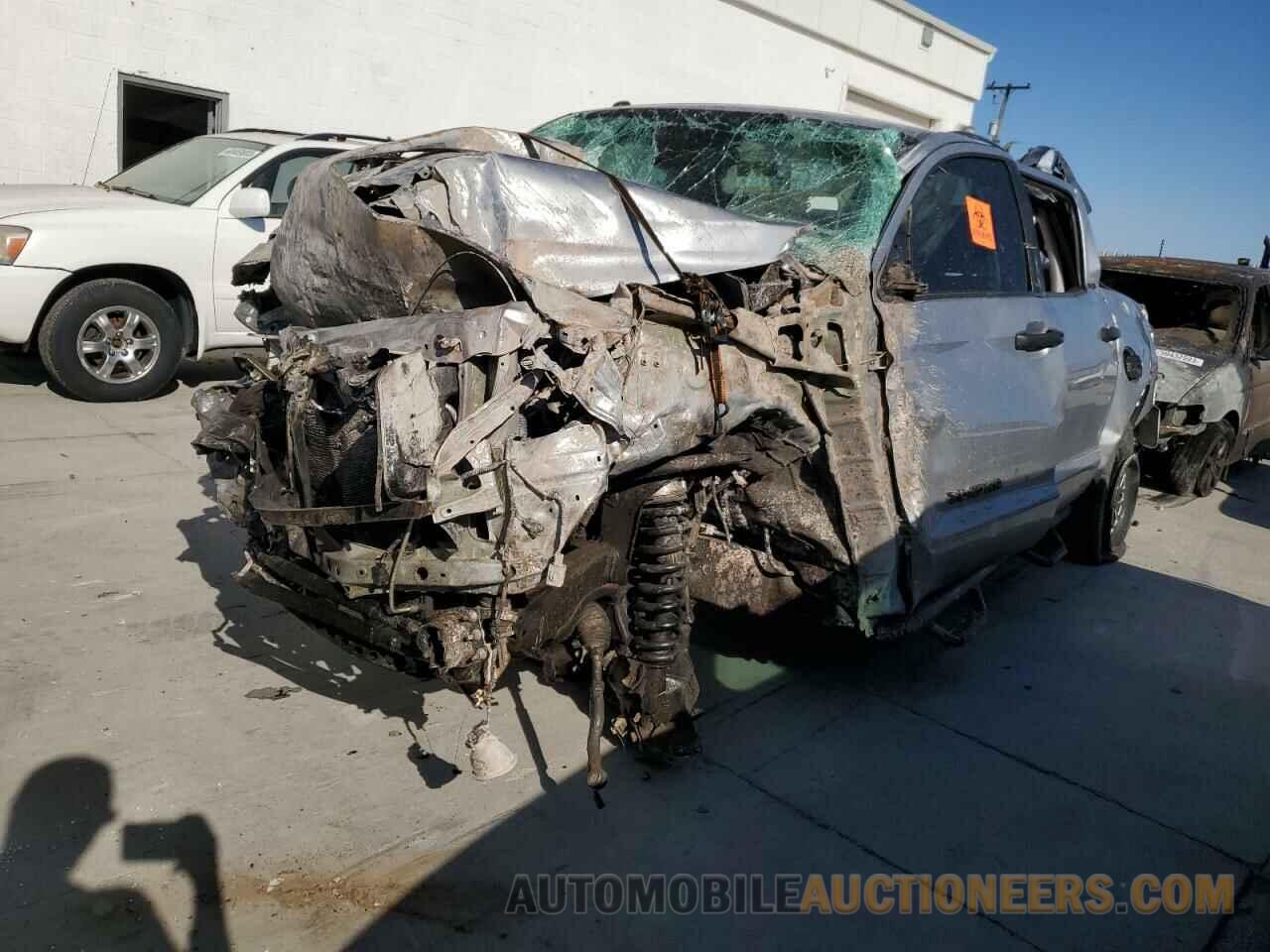 5TFDY5F15JX697486 TOYOTA TUNDRA 2018