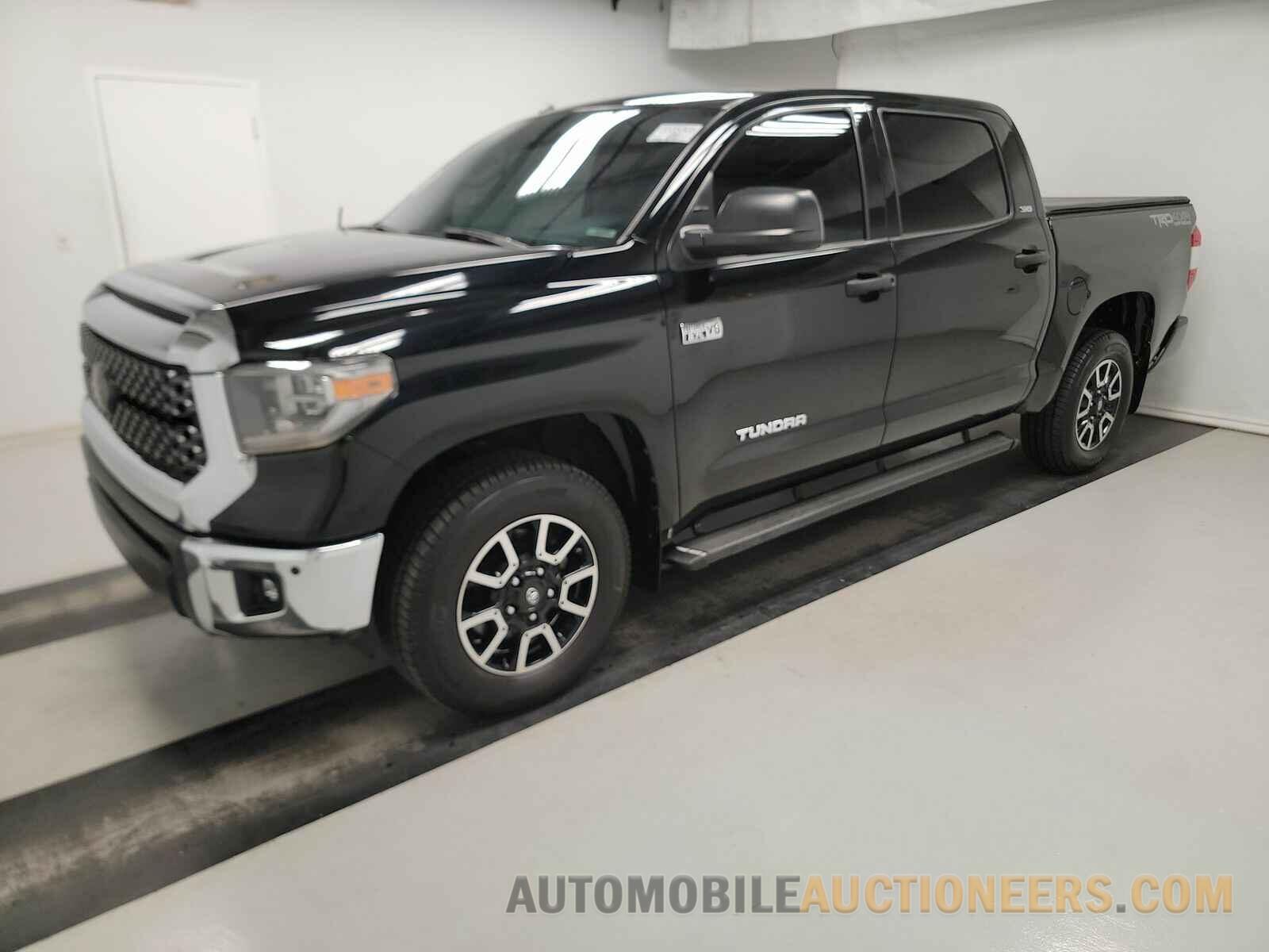 5TFDY5F15JX713461 Toyota Tundra 2018