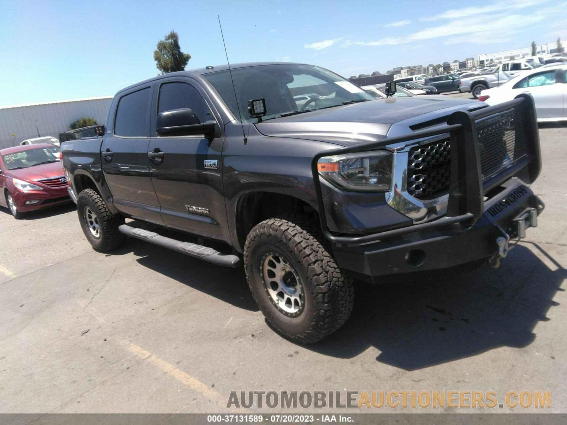 5TFDY5F15JX759002 TOYOTA TUNDRA 2018