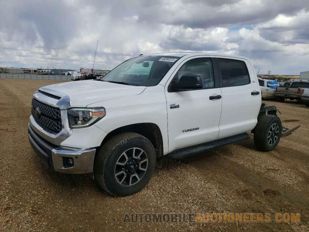 5TFDY5F15JX763115 TOYOTA TUNDRA 2018