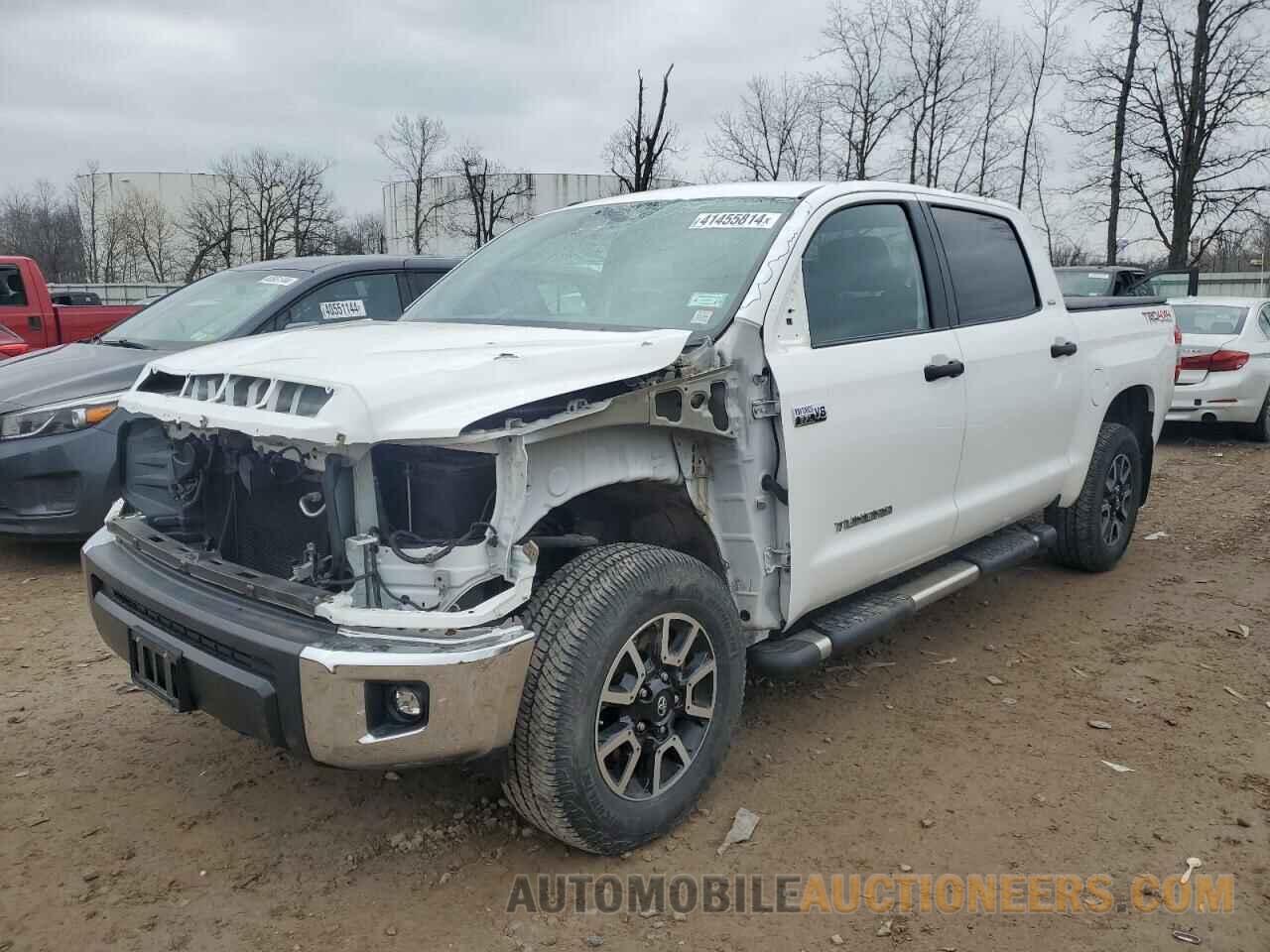 5TFDY5F15JX767326 TOYOTA TUNDRA 2018