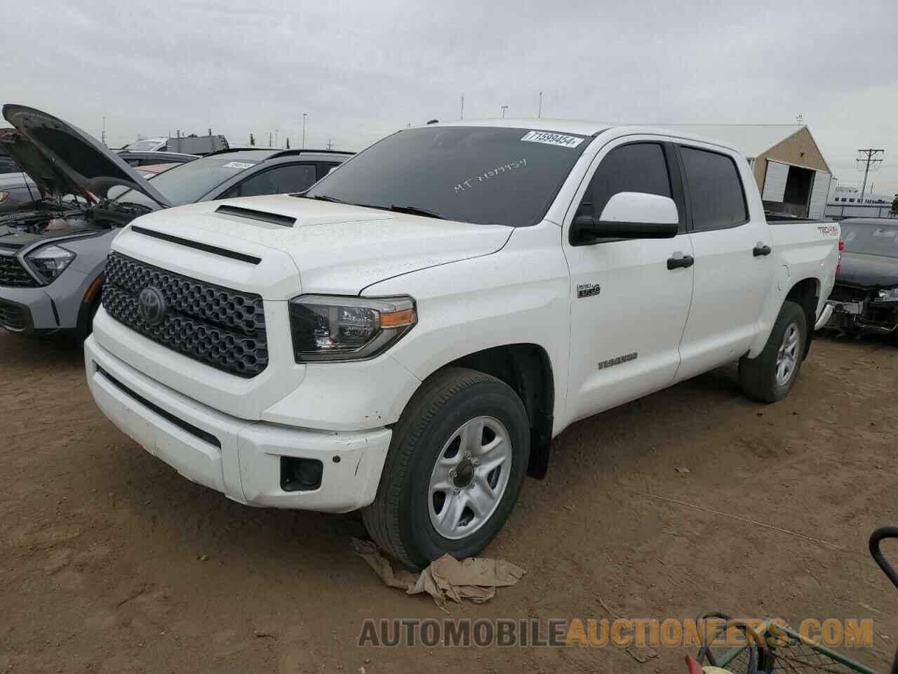 5TFDY5F16JX736585 TOYOTA TUNDRA 2018