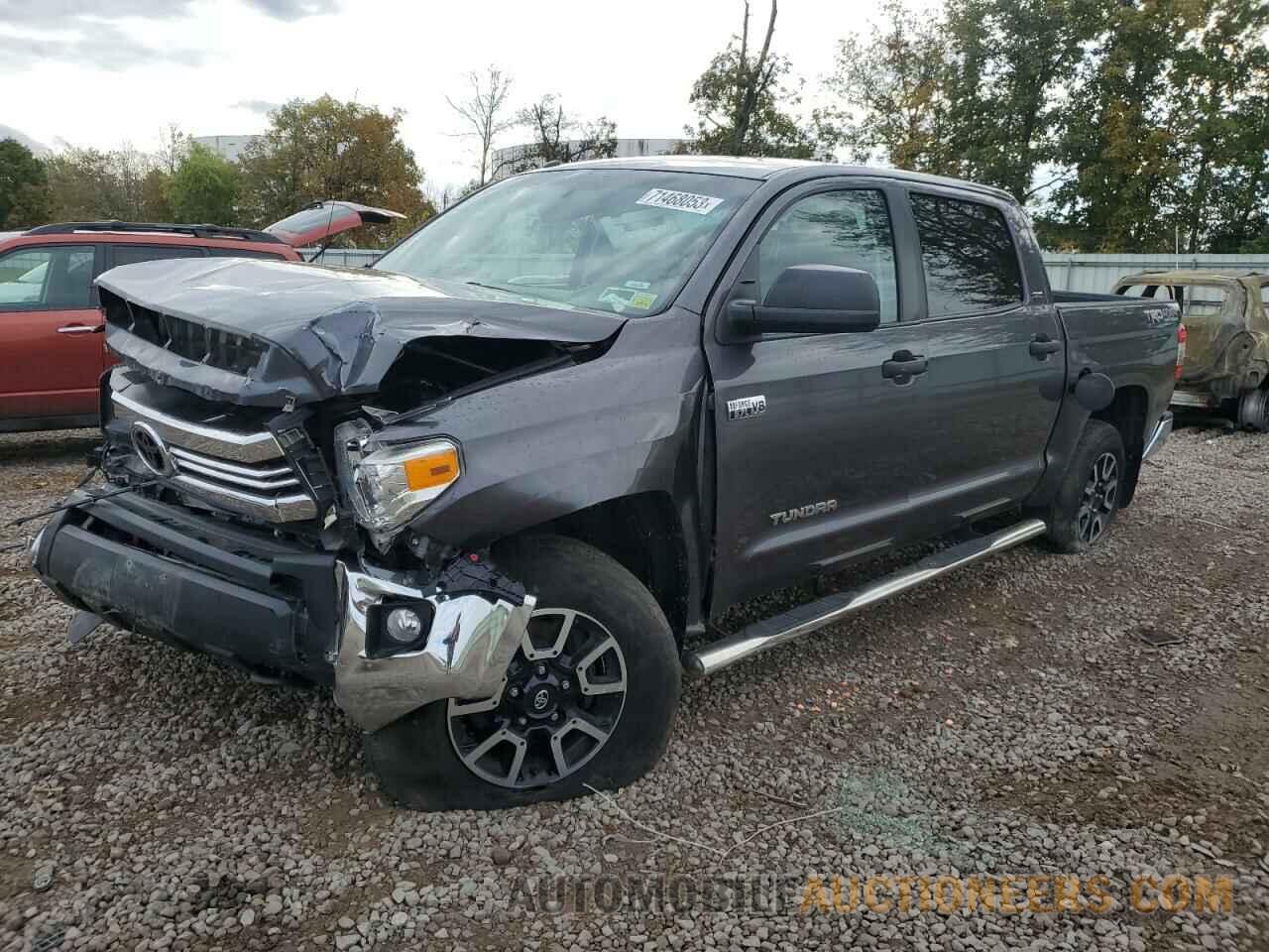 5TFDY5F17HX608012 TOYOTA TUNDRA 2017