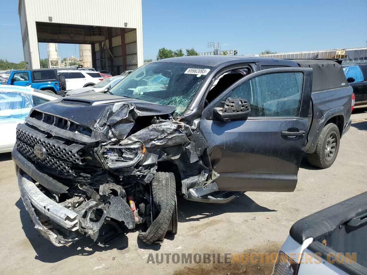 5TFDY5F17JX754545 TOYOTA TUNDRA 2018