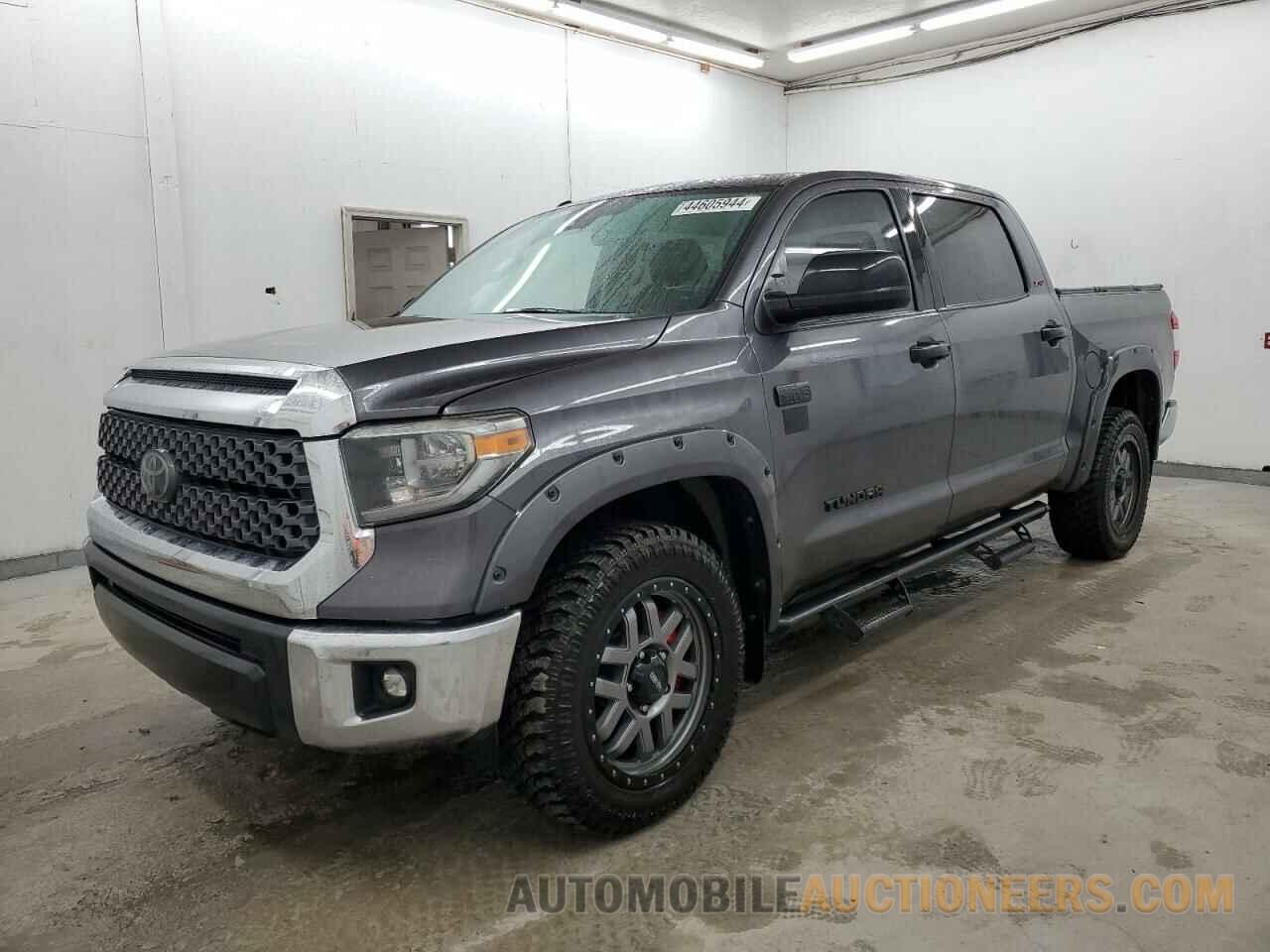 5TFDY5F17JX761947 TOYOTA TUNDRA 2018