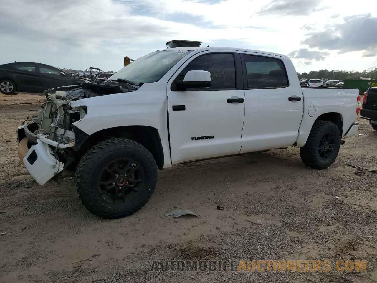 5TFDY5F17KX829262 TOYOTA TUNDRA 2019