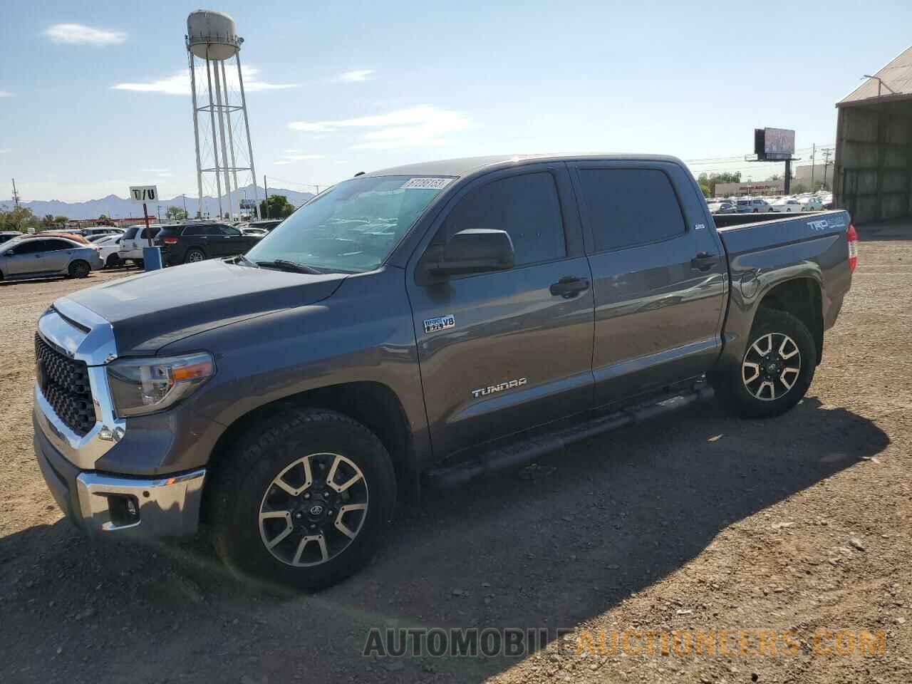 5TFDY5F18JX688670 TOYOTA TUNDRA 2018