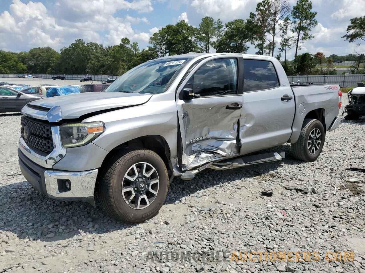 5TFDY5F19JX735043 TOYOTA TUNDRA 2018