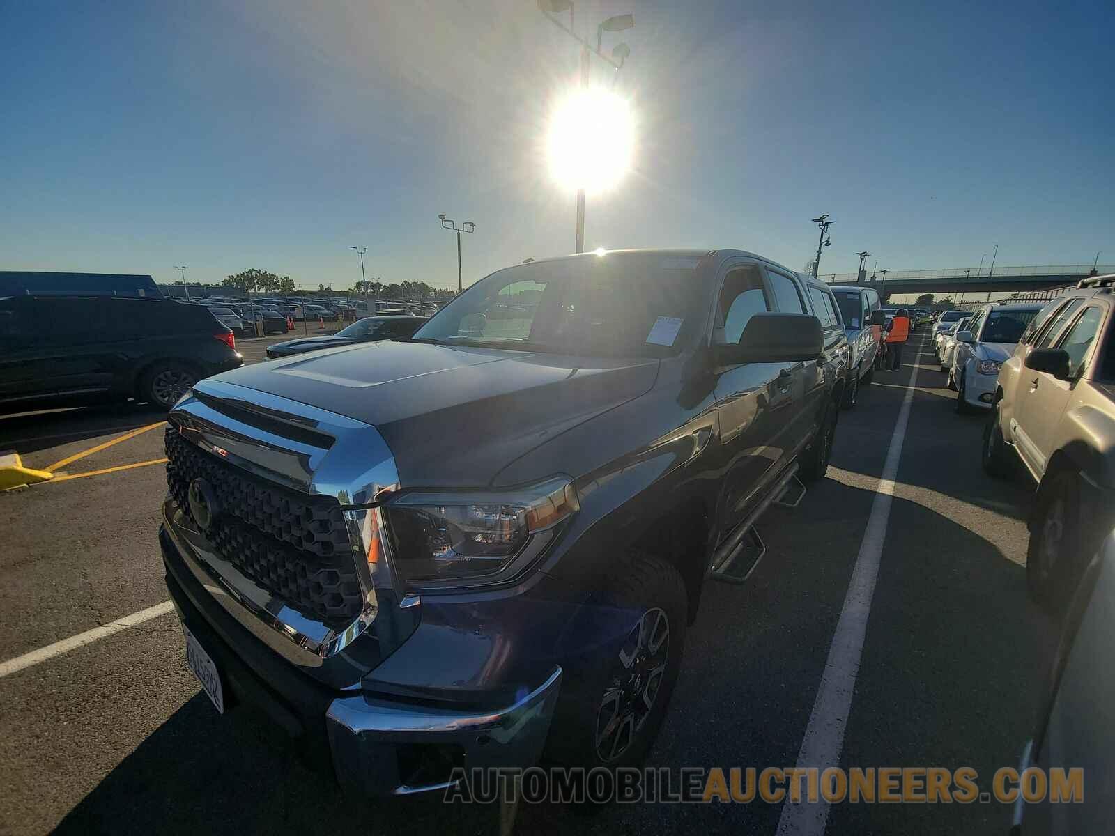 5TFDY5F19JX754031 Toyota Tundra 2018