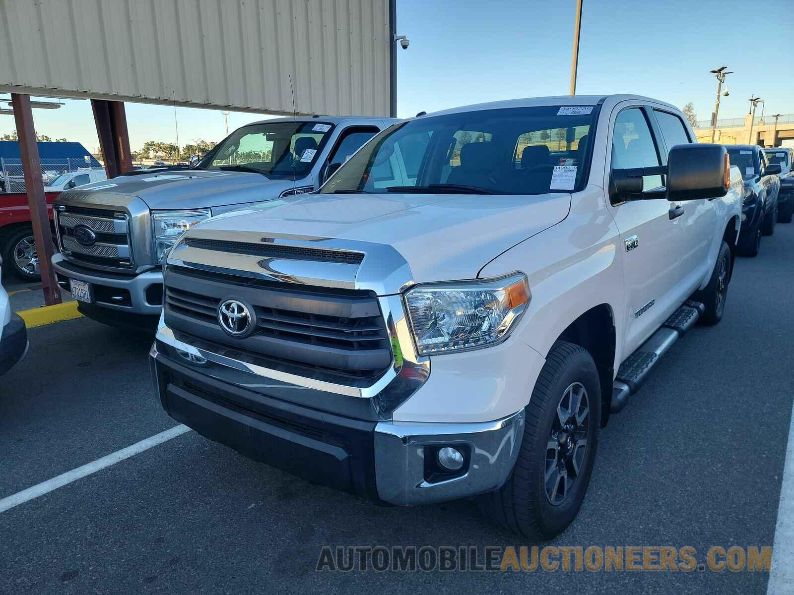 5TFDY5F1XFX416175 Toyota Tundra 4WD Truck 2015