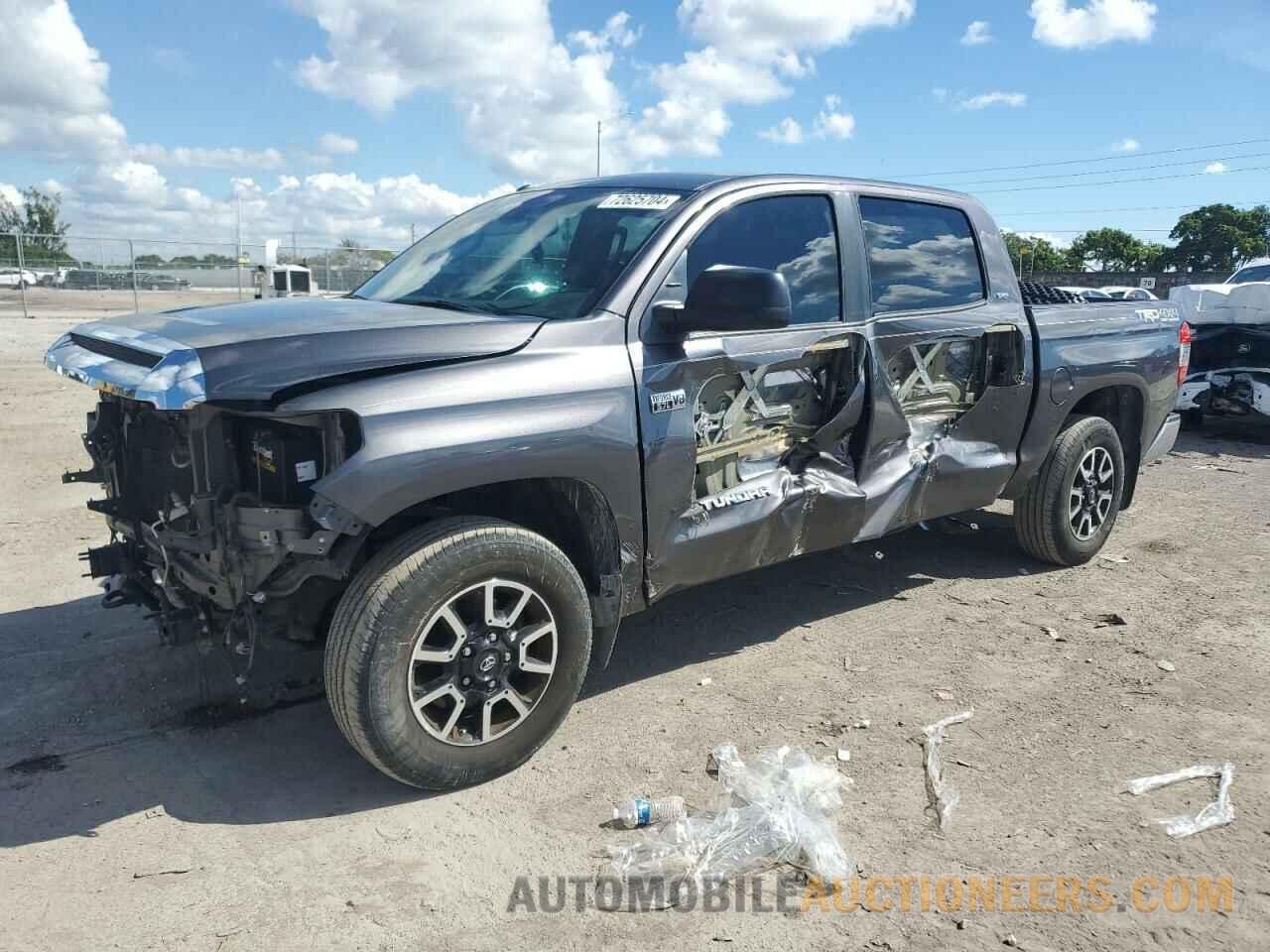 5TFDY5F1XJX704318 TOYOTA TUNDRA 2018