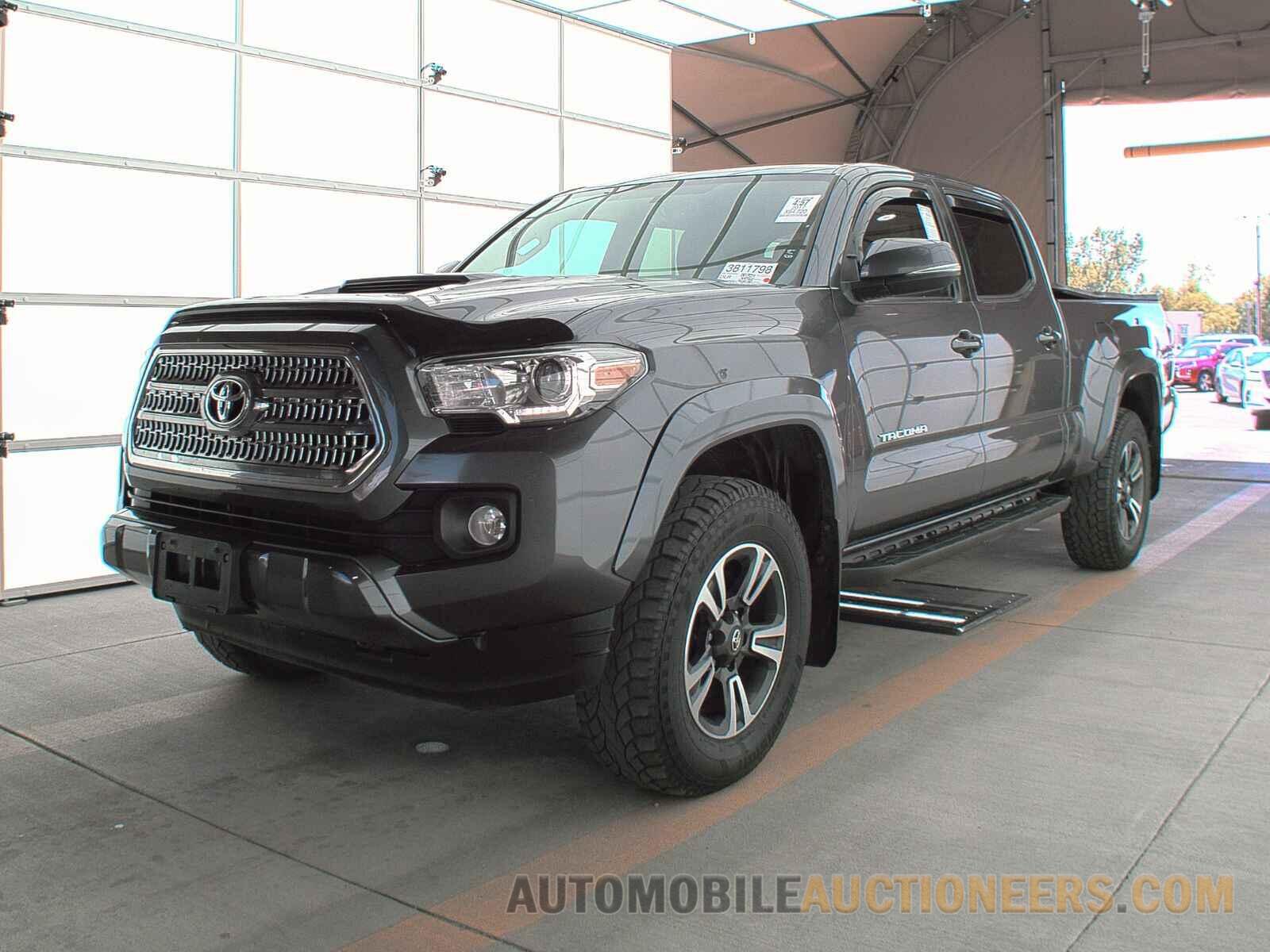 5TFDZ5BN9HX024944 Toyota Tacoma 2017