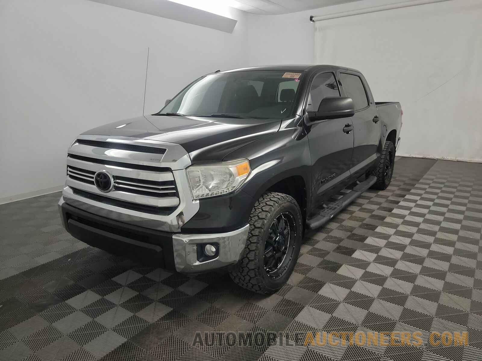 5TFEM5F10HX111321 Toyota Tundra 2017