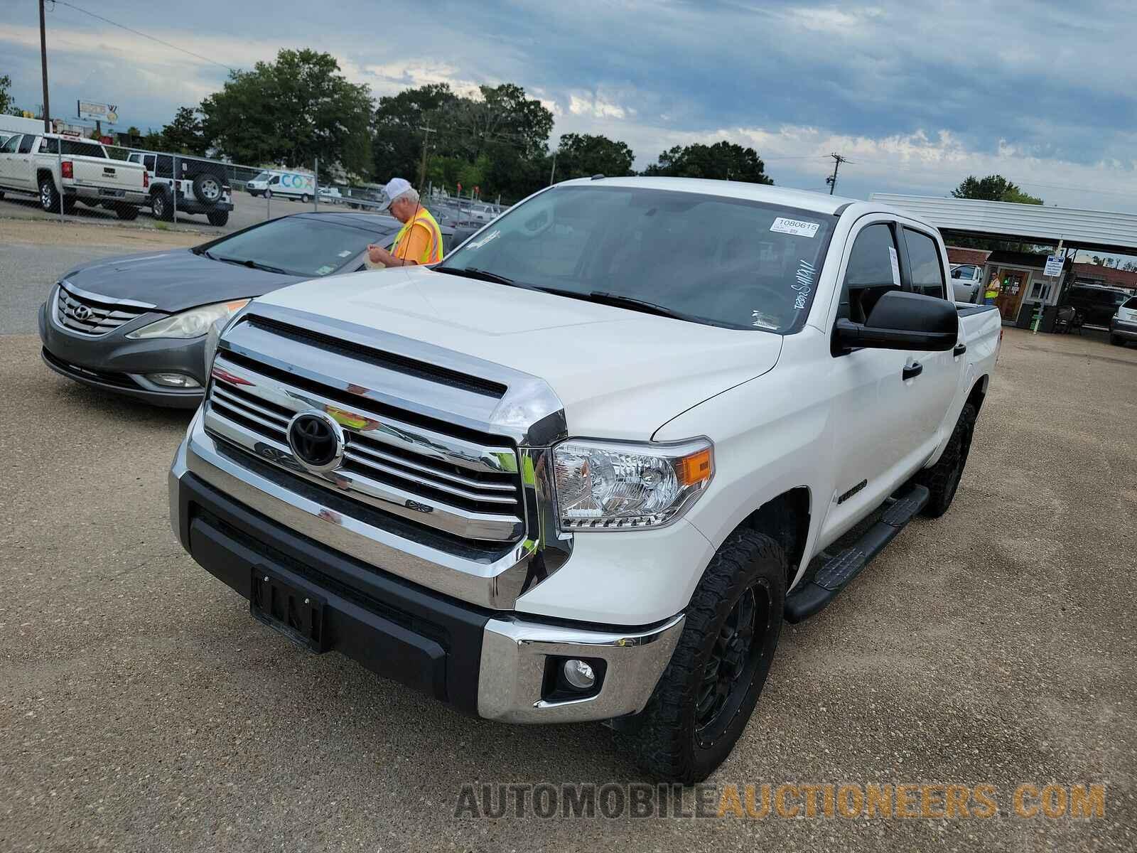 5TFEM5F10HX113229 Toyota Tundra 2017