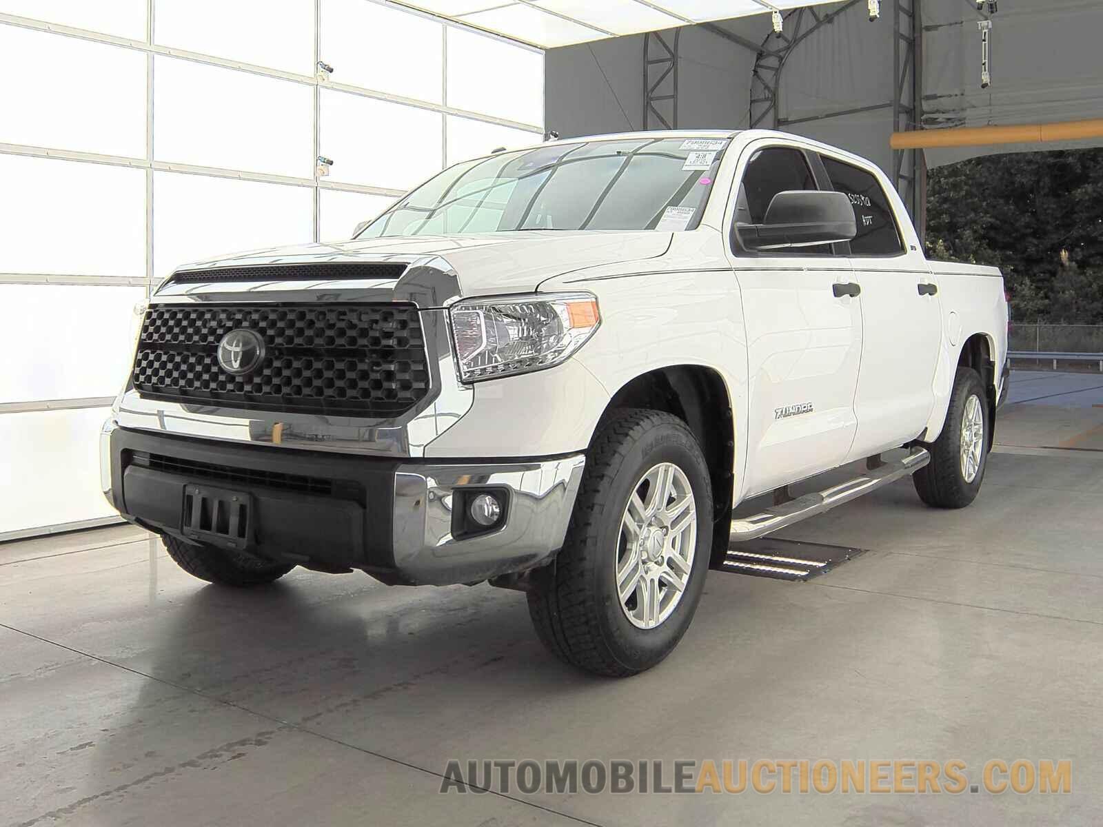 5TFEM5F11JX126674 Toyota Tundra 2018