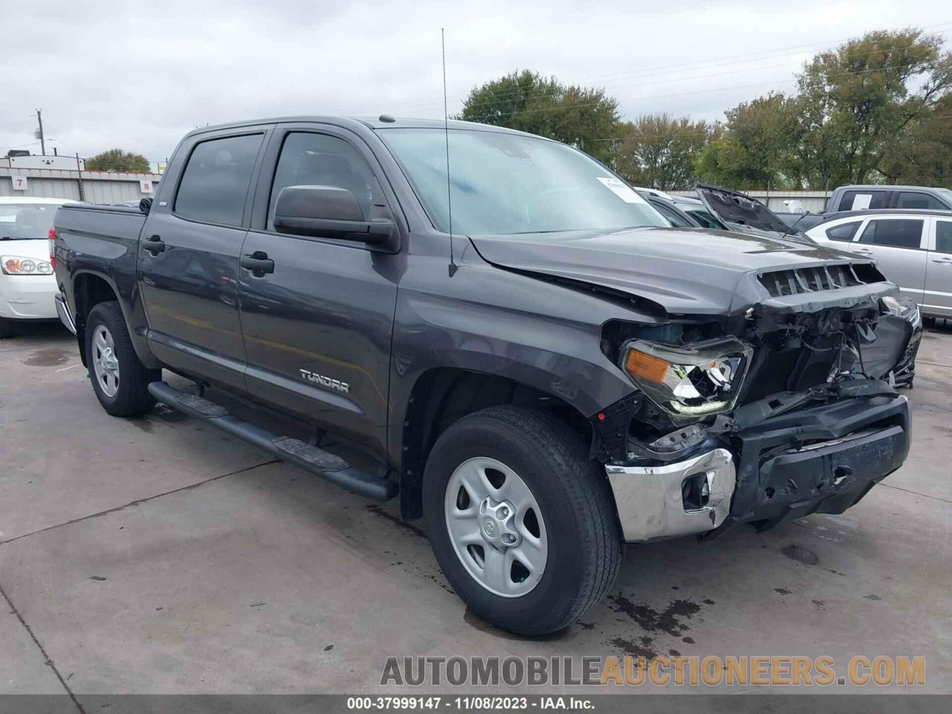 5TFEM5F11KX136879 TOYOTA TUNDRA 2019