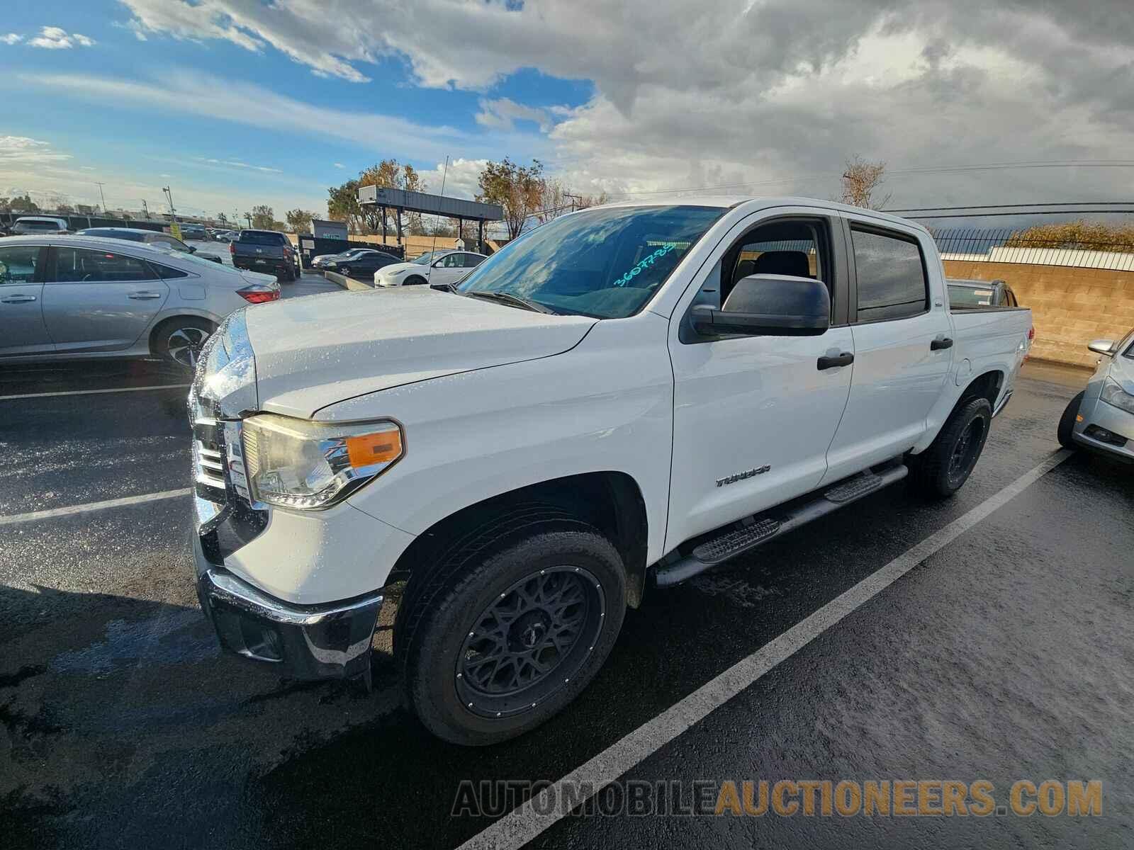 5TFEM5F12HX114320 Toyota Tundra 2017