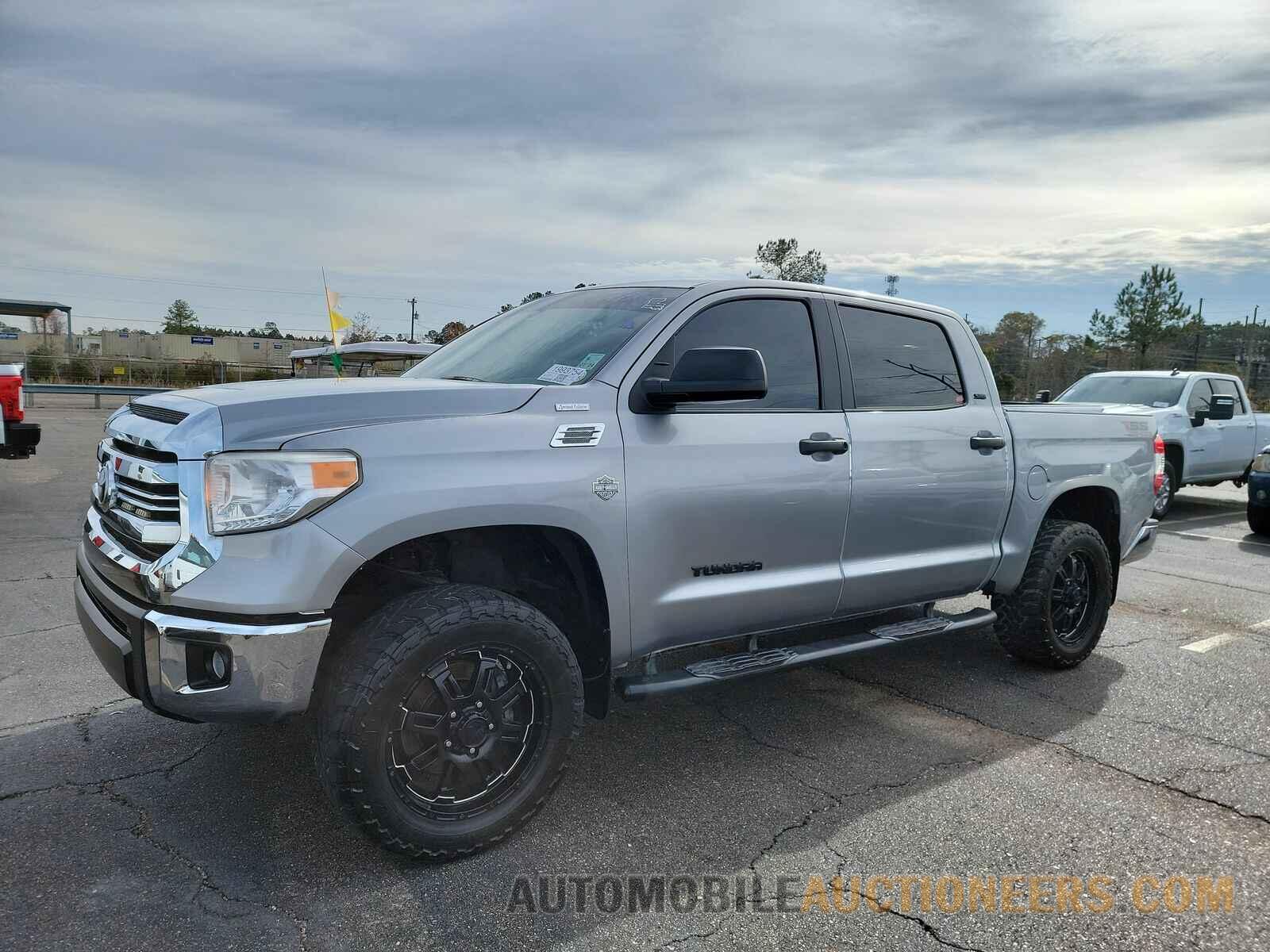 5TFEM5F13GX106466 Toyota Tundra 2016