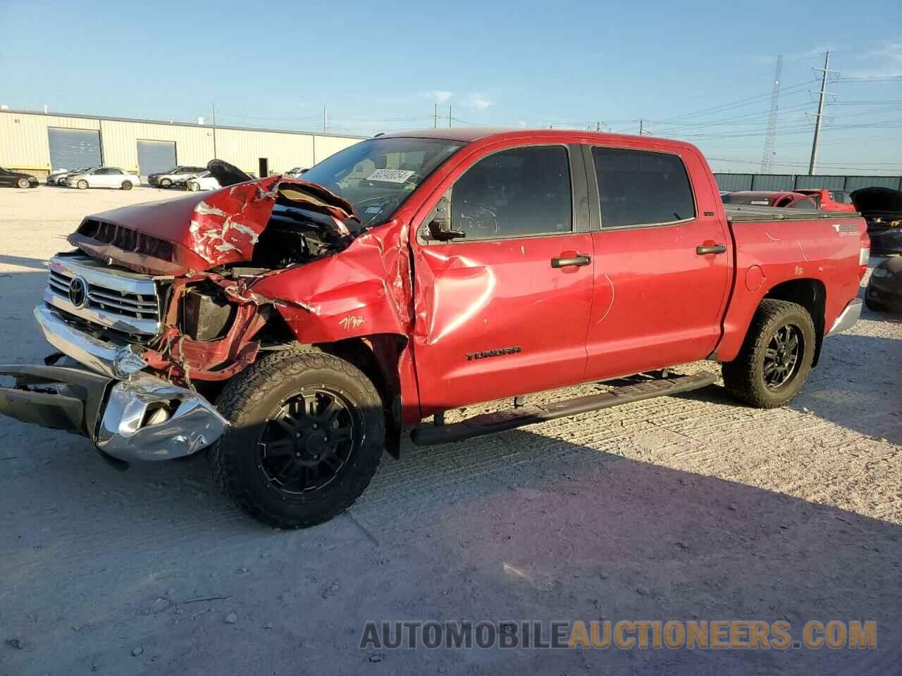 5TFEM5F13HX113919 TOYOTA TUNDRA 2017