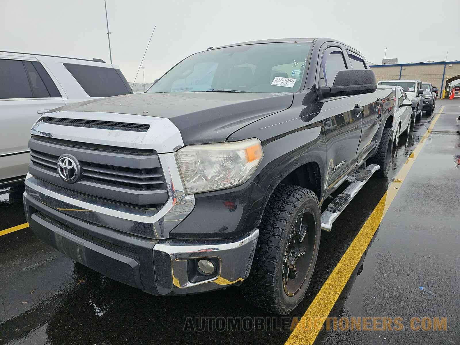 5TFEM5F15FX094948 Toyota Tundra 2015